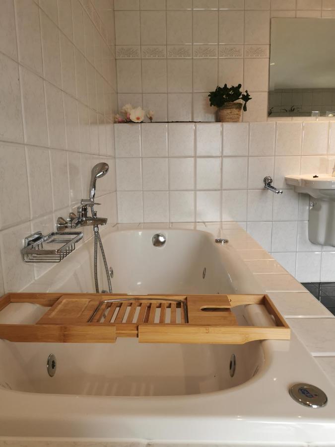 Blief Bie De Mam Bed & Breakfast Echt Bagian luar foto